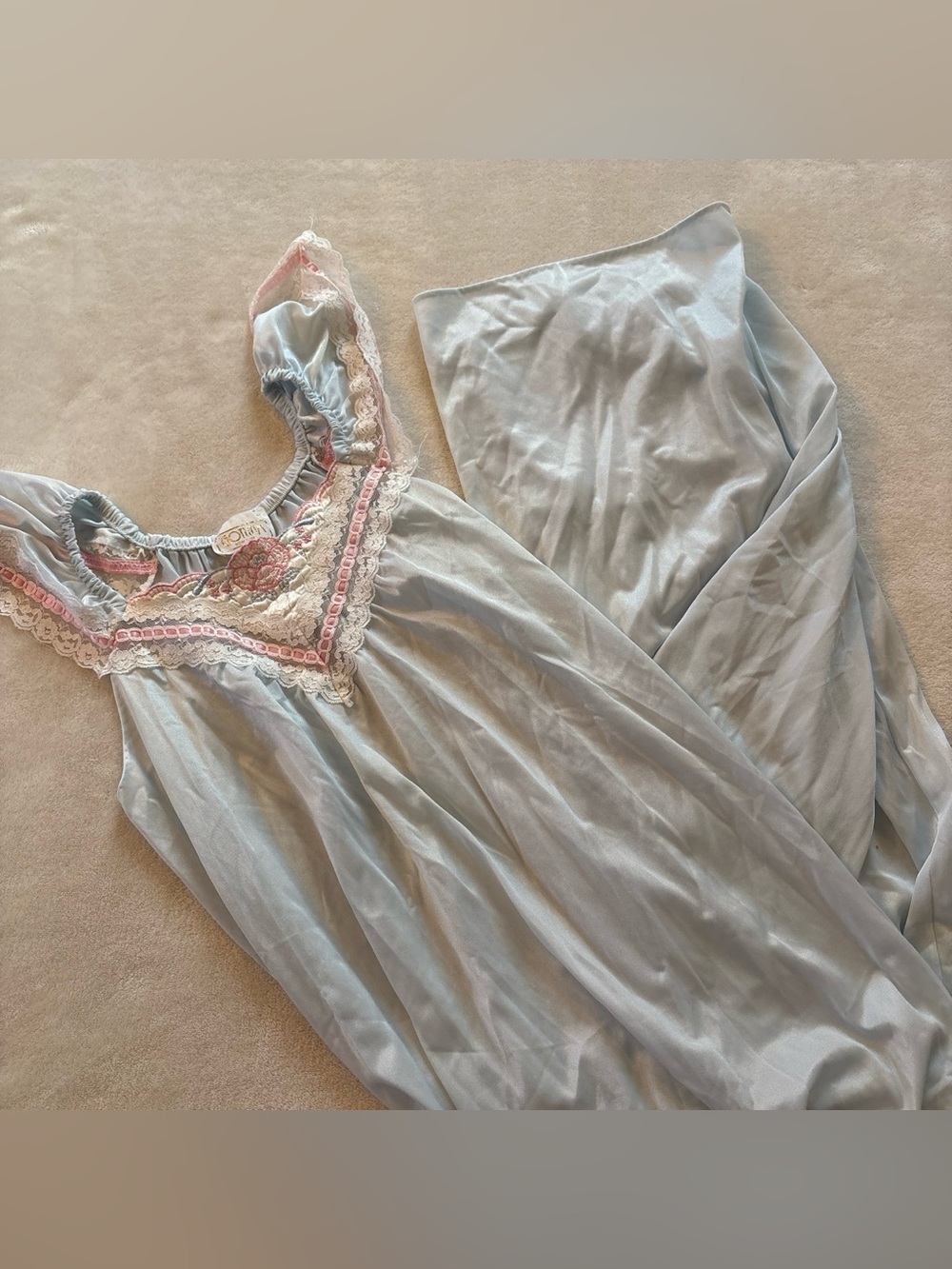 Vintage Gotham New York Blue Pink Cream Lace Medium Lingerie Nightgown